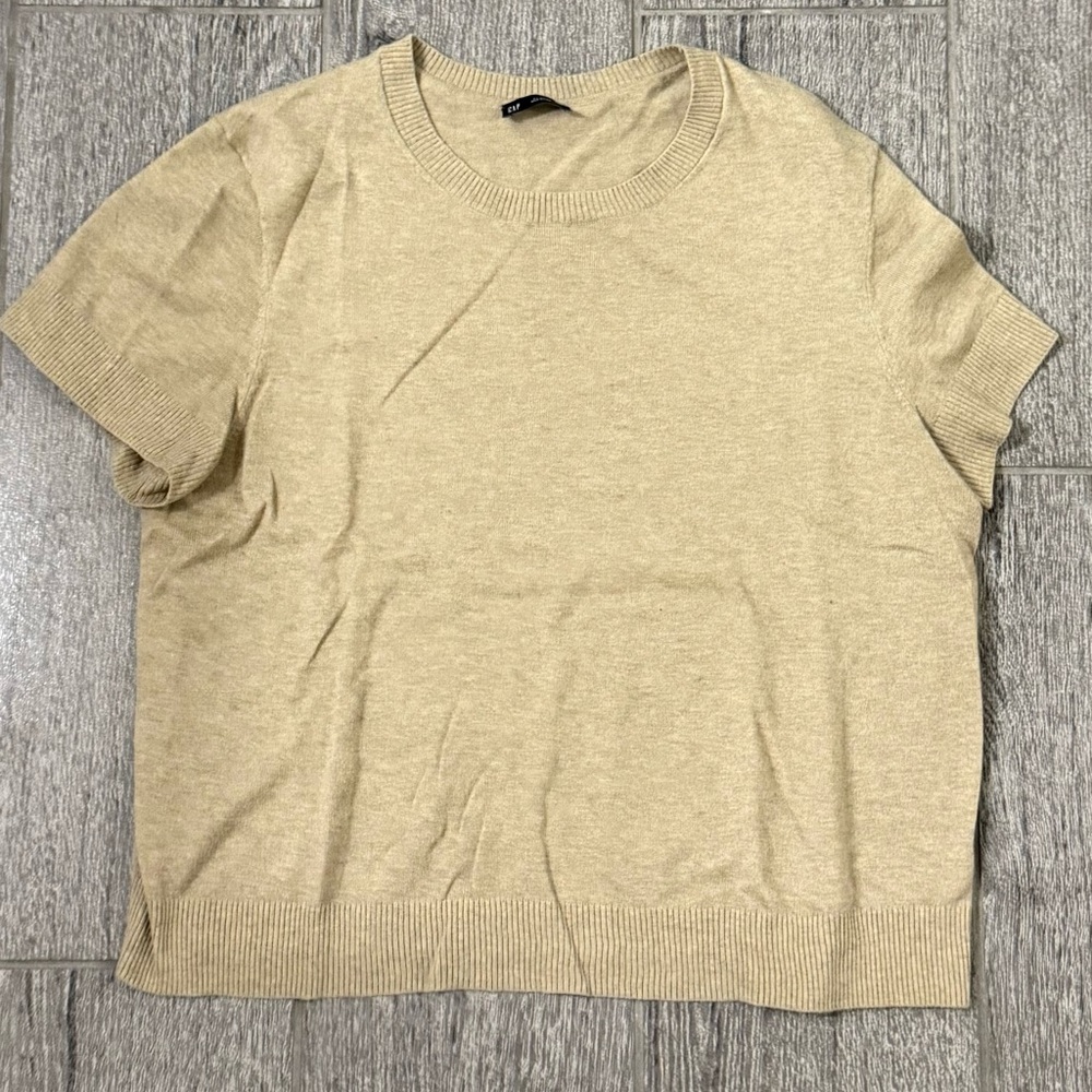 Gap Sweater Tee